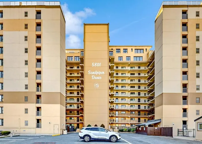 Beachfront With Ocean-view Balcony Outdoor Pool Washer & Dryer & Ac *